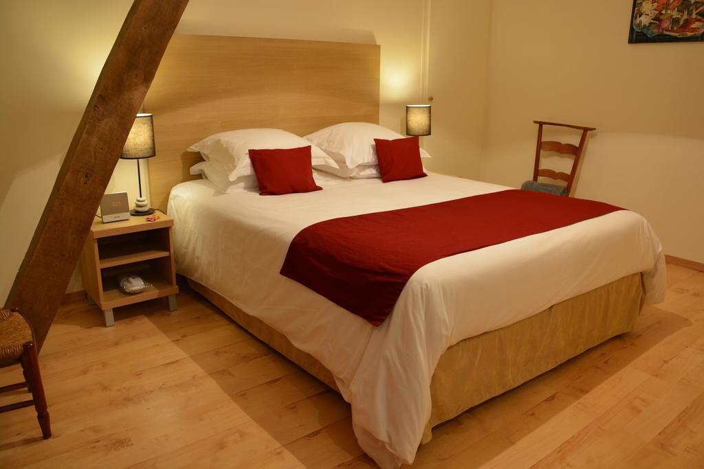 Domaine Des Ormeaux Villa Ajat Eksteriør billede
